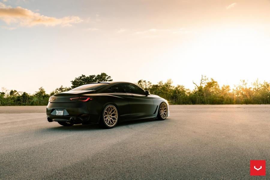  Infiniti Q60 on Vossen Wheels (HF-2) 2019 года  (фото 16 из 37)